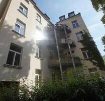 5 Zimmer Wohnung mit Einbauküche und Balkon im Musikerviertel im 2OG zu vermieten - Leipzig Mitte