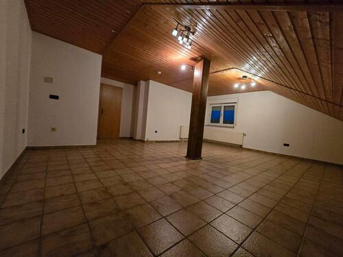 Foto - 3 Zimmer Dachgeschoßwohnung zur Miete in Grünberg