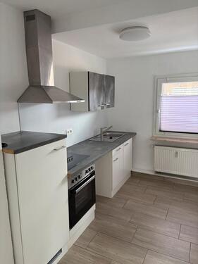Foto - Schöne Dreizimmerwohnung mit moderne Einbauküche teilmöbliert