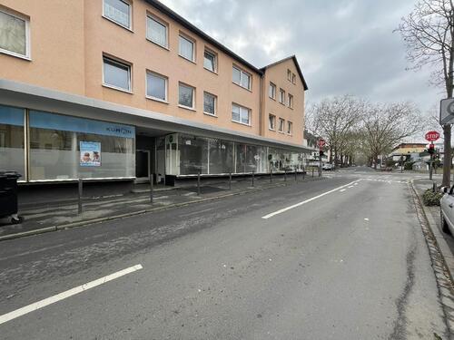 Foto - Helles Ladenlokal, stark frequentierte Lage und große Schaufensterfront in Bonn-Plittersdorf!!