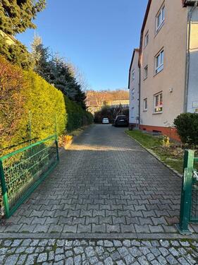 Foto - Außenstellplatz im Hinterhof in der Cyanenstraße