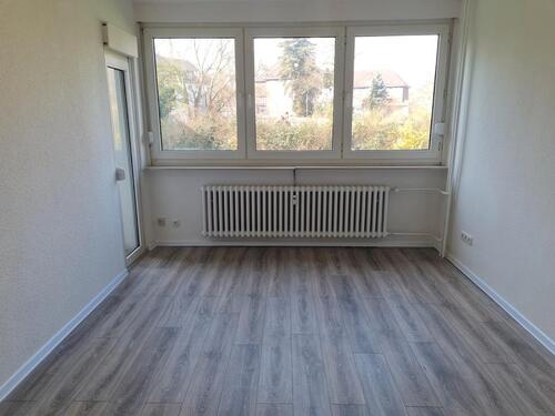 Foto - Renovierte 3-Zimmer-Erdgeschosswohnung mit Balkon zu vermieten!