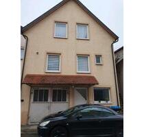 Charmantes kleines Einfamilienhaus mit Wintergarten - Dettingen an der Erms