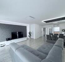 Reihenmittelhaus mit 2 Garagen und Stellplatz in Adelsdorf - Nürnberg Kleinweidenmühle