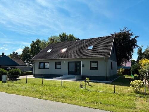 Foto - Modernisiertes Einfamilienhaus mit Einliegerwohnung (optional)