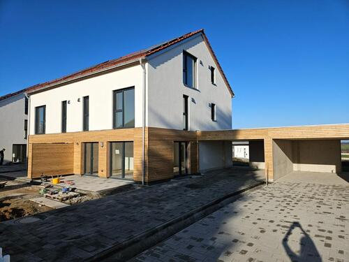Foto - Exklusive Neubau Doppelhaushälfte in KirchaschNähe Erding (Haus 4)