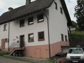 Foto - Haus mit Garten und Garage - 820,00 EUR Kaltmiete,