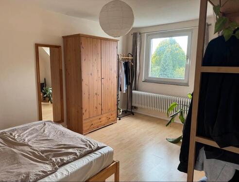 Foto - Helles WG-Zimmer in Bochum-Wiemelhausen
