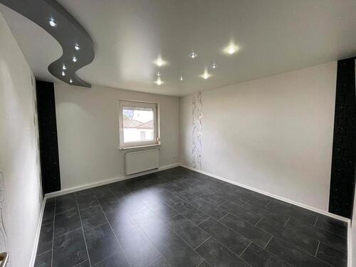 Foto - Helle 2,5-Zimmer-Wohnung mit Gartenanteil & Einbauküche