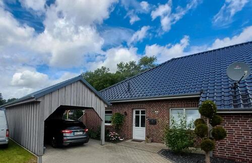 Foto - DoppelhaushälfteBungalowhälfte - 900,00&nbsp;EUR Kaltmiete, ca.&nbsp; 97,00&nbsp;m&sup2;