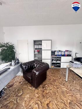 Foto - Bürofläche mit 15 Stellplätzen in Bielefeld-Schildesche zu vermieten!