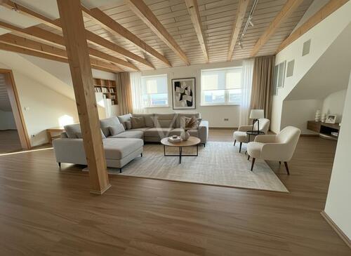 Foto - 6 Zimmer Etagenwohnung zur Miete in Sachsenheim