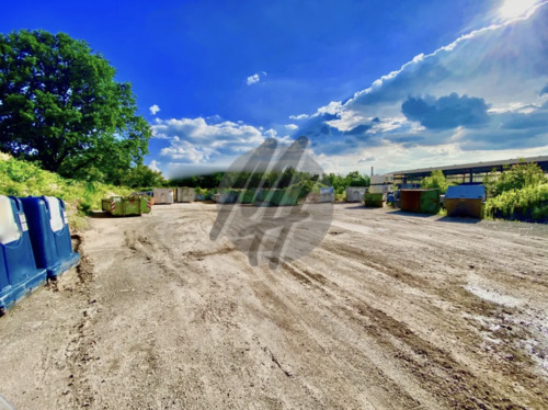 Foto - SCHNELL VERFÜGBAR ✓ NÄHE BAB ✓ Grundstück Freilagerflächen (5.000 m²) zu vermieten