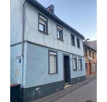 Einfamilienhaus Bendorf-Sayn - 99.000,00&nbsp;EUR Kaufpreis, ca.&nbsp; 80,00&nbsp;m&sup2; in Bendorf (PLZ: 56170)