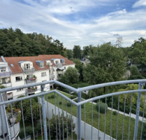 Erstbezug nach Sanierung: 2-Zimmer Dachgeschoss + PKW-Stellplatz - Erkner