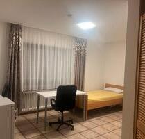 Studio-Zimmer für Frauen ab 01.02. | BadWC privat | Nähe Bahnhof - Mauer