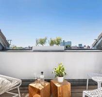 Charmante Dachgeschosswohnung mit Terrasse und Abendsonne - Berlin Mitte