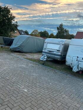 Foto - Stellplatz Winterstellplatz Boot Wohnwagen Trecker