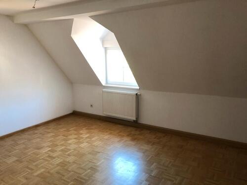 Foto - Lichtdurchflutete 2 Zimmer Dachgeschosswohnung in Rotttweil