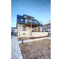 Frisch kernsanierte 2-Zimmer-Wohnung mit großer Terrasse möbliert - Lindau (Bodensee)