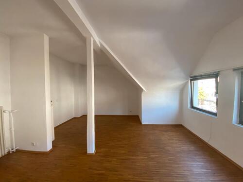 Foto - Dachgeschoßwohnung in Saarbrücken zur Miete