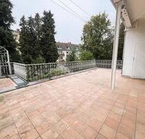 Großzügige 6-Zimmer-Wohnung mit 40 m² Terrasse in Essen-Steele – perfekt für große Familien
