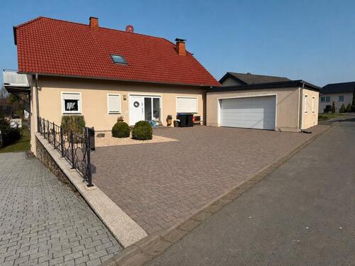 Foto - Mehrfamilienhaus mit großem Garten in Nattenheim (Nahe Bitburg)