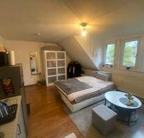 Herdorf: Kl.Apartment m. Badezimmer (Dusche WC), Keller, Stellpl.