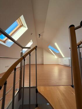 Foto - 3 Zimmer Dachgeschoßwohnung zur Miete in Erfurt