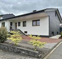 Modern, saniert, gepflegt, mit eigenem Eingang und Garten in ruhiger Lage von Neu-Listernohl - Attendorn Modern, saniert, gepflegt, mit eigenem Eingang und Garten in ruhiger Lage von Neu-Listernohl - Attendorn