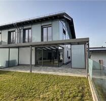 Doppelhaushalite mit Garten in ruhiger Lage am Simmersee - Kastellaun