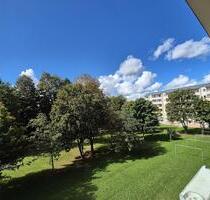 Moderne Wohnung mit ruhigem Innenhof! - Hohenstein-Ernstthal