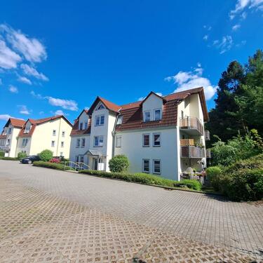 Foto - Kleine 1 Raum Souterrainwohnung mit Terrasse am Ortsrand von Waltershausen zu vermieten