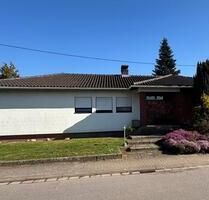 Wohnhaus mit Potential und großem Grundstück - Saarlouis