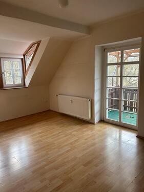 Foto - 3 Zimmer Dachgeschoßwohnung zur Miete in Jesberg