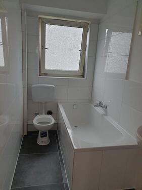 Foto - Wohnung zu vermieten ! - 1.150,00&nbsp;EUR Kaltmiete, ca.&nbsp; 75,00&nbsp;m&sup2;