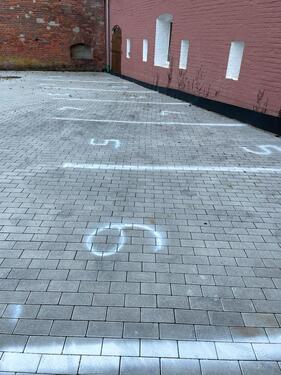 Foto - Stellplätze Parkplätze - 70,00&nbsp;EUR Miete,