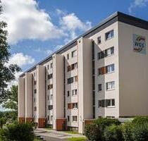 KLEIN - ABER FEIN mit Dusche und Aufzug!! - Hohenstein-Ernstthal
