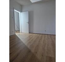 Renovierte 4-Zimmer-Wohnung mit Balkon und Garage - Sulingen