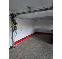 Garagenstellplatz - Parkplatz - 90,00&nbsp;EUR Miete, in Bad Vilbel (PLZ: 61118)