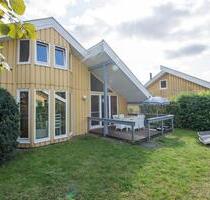 Modernes Ferienhaus in skandinavischer Holzbauweise - Mirow