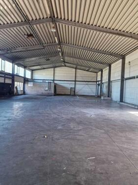 Foto - +++Moderne 600 m² Lagerhalle mit Tor & TOP-Lage – Büro flexibel anmietbar. +++