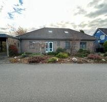 Einfamilienhaus mit schönem Grundstück in Schuby