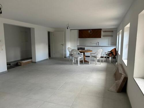Foto - Helle, kernsanierte 3-Zimmer Souterrainwohnung Wohnung