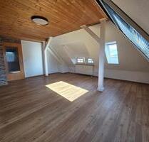 Schöne 4,5Z Wohnung mit Küche, Keller & Stellplatz in Heringen - Heringen (Werra)