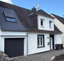 Neu renoviertes EFH in Bad Ems - 299.950,00&nbsp;EUR Kaufpreis, ca.&nbsp; 130,00&nbsp;m&sup2; in Bad Ems (PLZ: 56130)