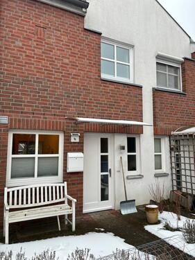 Foto - vorl. Anfragestopp Reihenhaus zum 01. Mai 2026 zu vermieten