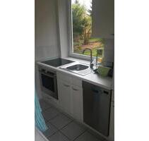 2 Zi. Wohnung ca 40qm NUR AN WOCHENENDPENDLERIN - Hoisdorf