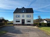 Foto - Freistehendes Haus mit Garten in naturnaher Lage