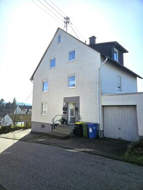 Foto - Mietwohnung in Argenthal, 3 Zimmer, Küche, Bad, Balkon, Garage